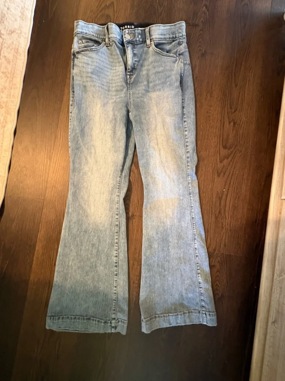 torrid Light Blue High-Rise Wide-Leg Jeans - Picture 3 of 5